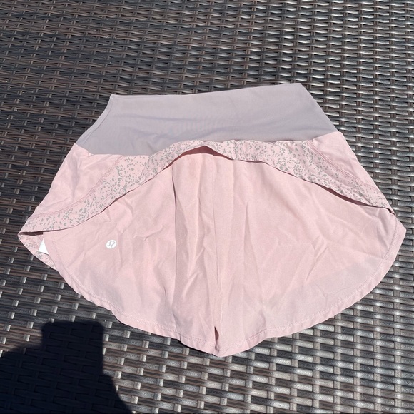 lululemon athletica Pants - Rare lululemon shorts pink grey dupe